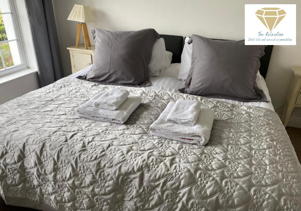 2 Bed Apartment-5 Guests - Business-Relocation-Parking - The Brighton Short Stay & Serviced Apartments Exterior foto
