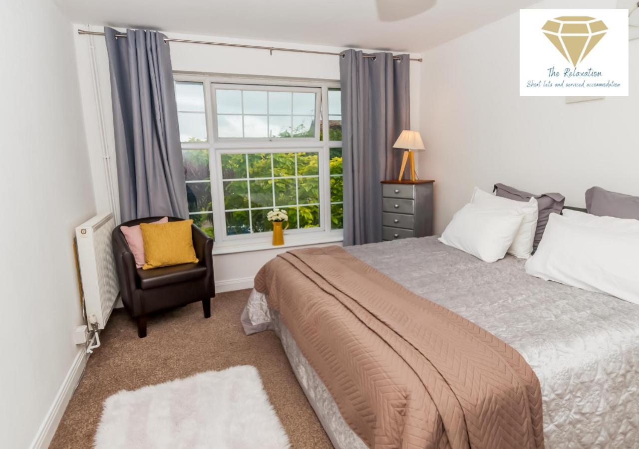2 Bed Apartment-5 Guests - Business-Relocation-Parking - The Brighton Short Stay & Serviced Apartments Exterior foto