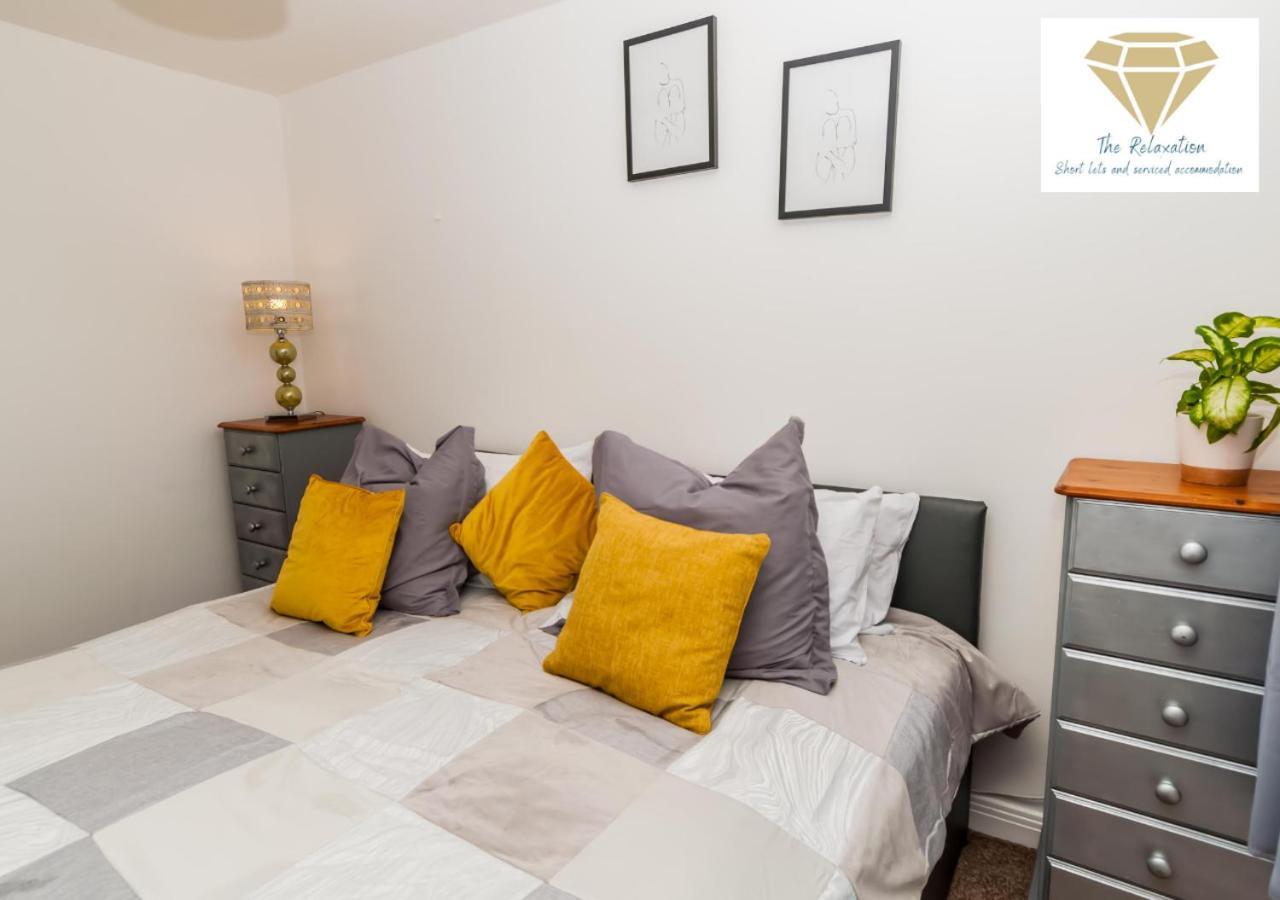 2 Bed Apartment-5 Guests - Business-Relocation-Parking - The Brighton Short Stay & Serviced Apartments Exterior foto