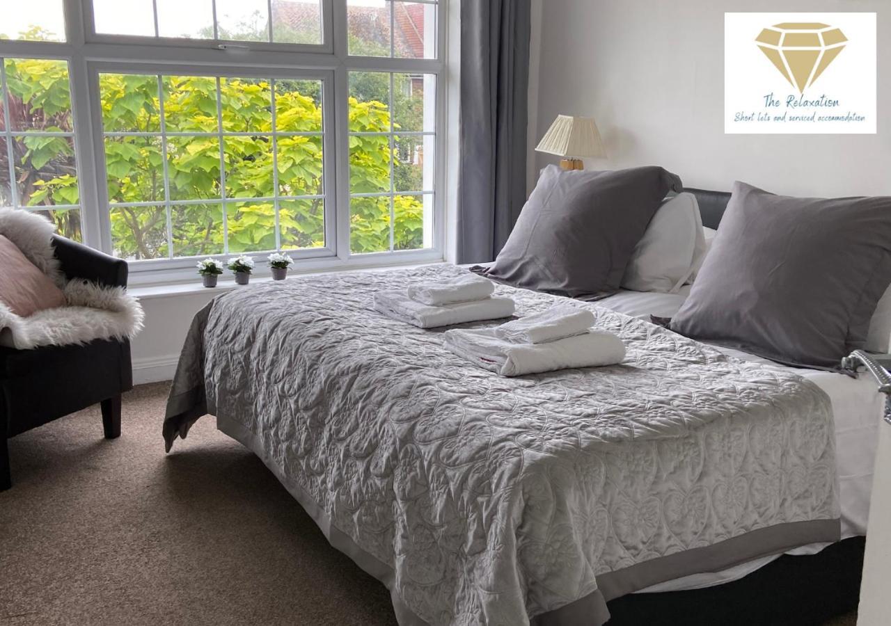 2 Bed Apartment-5 Guests - Business-Relocation-Parking - The Brighton Short Stay & Serviced Apartments Exterior foto